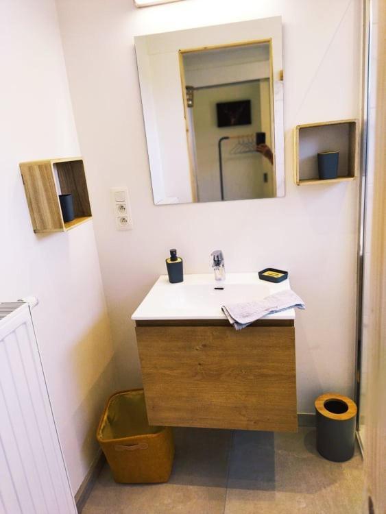 Le Clos des 3 - Vacances avec vue en Ardennes à 5 kilomètres de La Roche - MAISON 2 CHAMBRES Rendeux Exterior foto